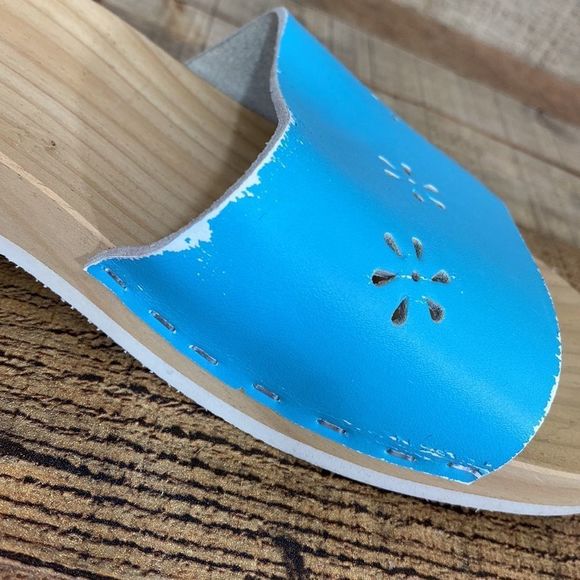Hanna Andersson Blue Laser Cutout Slides Wood Sandals Womens 39 Slip On - Picture 8 of 16